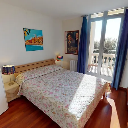 Appartement Menton, 3 Pièces, 6 Personnes - Fr-1-196-294 *