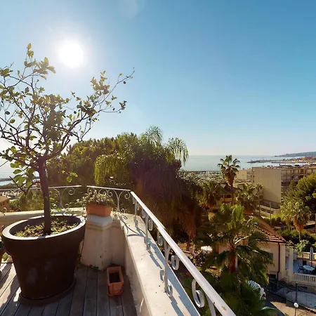 Appartement Menton, 3 Pièces, 6 Personnes - Fr-1-196-294 *